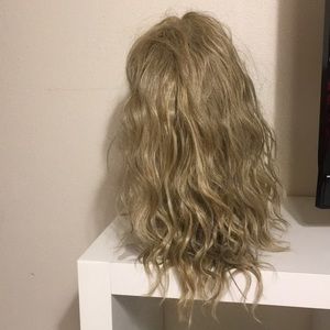 Beautiful, wavy ash blonde wig.